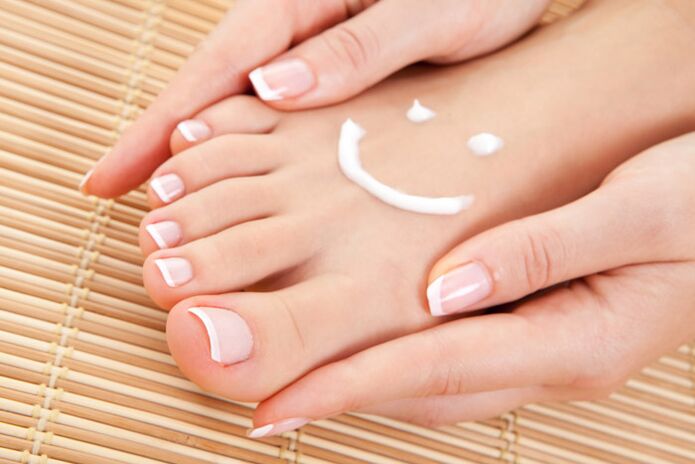 Local medications help get rid of toenail fungus